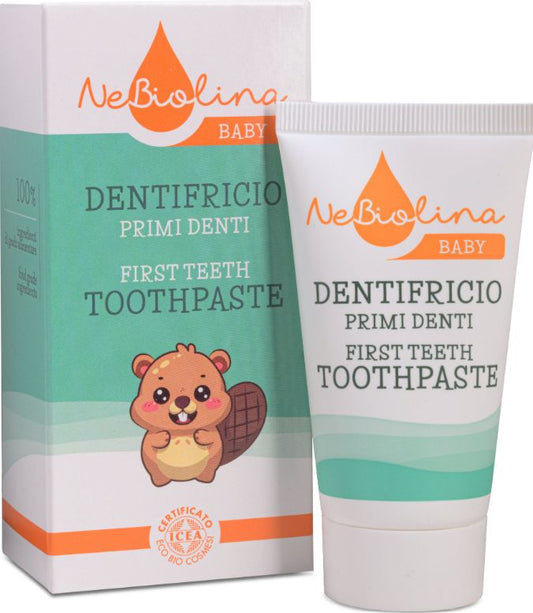 Pasta de dientes para los primeros dientes