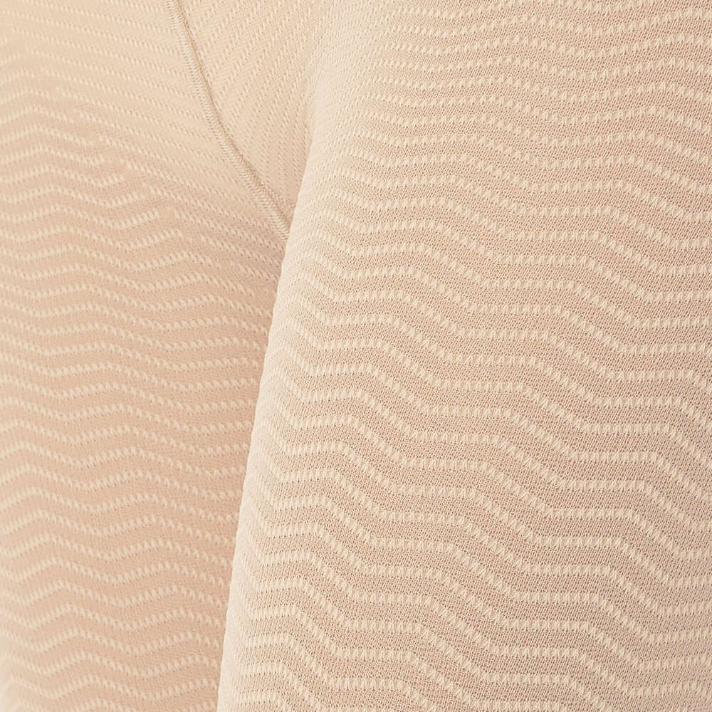 Bermudas con micromasaje en champán fuerte - Talla 1 S